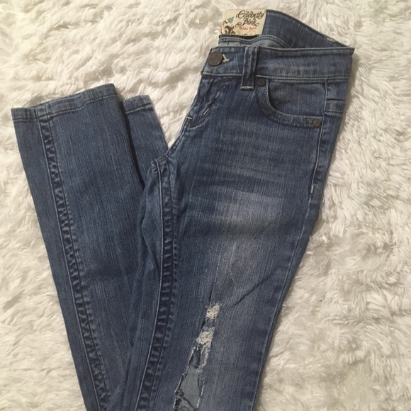 Celebrity Pink Distressed Jeans Size 3 - Picture 8 of 11